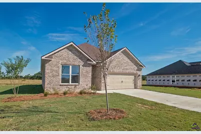 215 Farmland Circle, Perry, GA 31069 - Photo 2