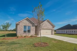 215 Farmland Circle, Perry, GA 31069 - Photo 2
