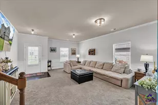 200 Amelia Dr, Byron, GA 31008 - Photo 4