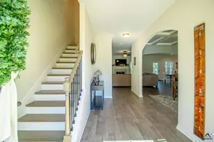 227 Shoshone Cir, Kathleen, GA 31047 - Photo 6