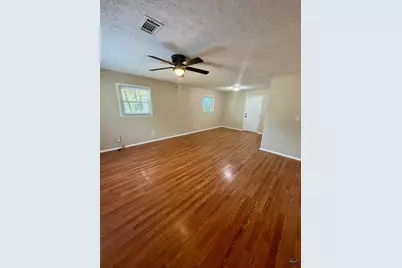 814 Crestwood Terrace, Warner Robins, GA 31088 - Photo 2