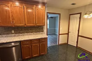 100 Trader's Pass, Warner Robins, GA 31088 - Photo 8