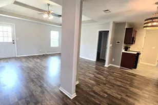 125 Preston Ln, Byron, GA 31008 - Photo 2
