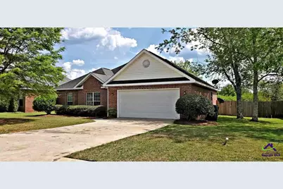 207 Sugarloaf Parkway, Perry, GA 31069 - Photo 2