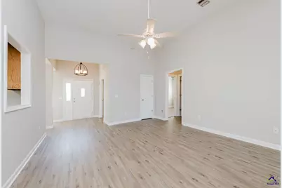 115 Melissa Lane, Warner Robins, GA 31088 - Photo 4