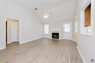 115 Melissa Ln, Warner Robins, GA 31088 - Photo 2