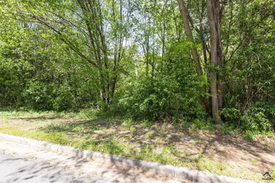713 Pheasant Ridge Drive, Warner Robins, GA 31088 - Photo 2