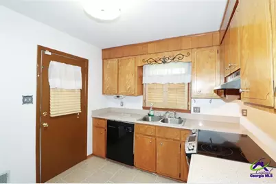 202 Heather Street, Warner Robins, GA 31093 - Photo 6