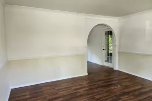 205 Debra Dr, Warner Robins, GA 31088 - Photo 2