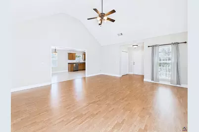 202 Greylock Drive, Perry, GA 31069 - Photo 10