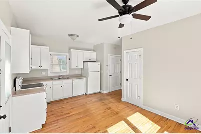 1452 Tattnall Place, Macon, GA 31201 - Photo 14