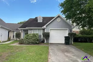 121 Bayside Cir, Warner Robins, GA 31088 - Photo 1