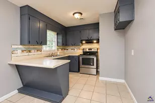 101 Magnolia Ave, Warner Robins, GA 31093 - Photo 6