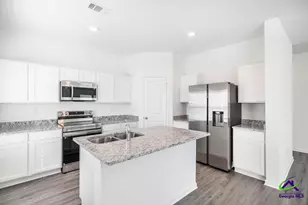 108 Bulloch Ct, Warner Robins, GA 31008 - Photo 2