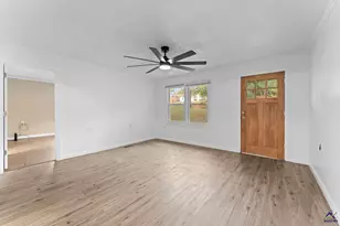 139 Oakwood Dr, Macon, GA 31211 - Photo 8