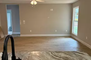 205 Sutton Dr, Perry, GA 31069 - Photo 8