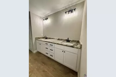 205 Sutton Dr., Perry, GA 31069 - Photo 12