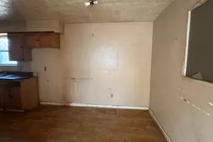 8 W Haynes, Reynolds, GA 31076 - Photo 6