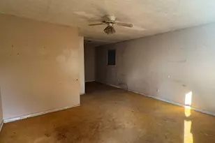 8 W Haynes, Reynolds, GA 31076 - Photo 2