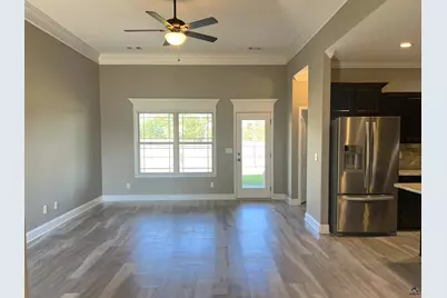 211 Ledford Way, Bonaire, GA 31005 - Photo 2