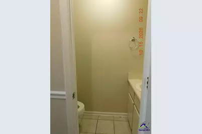 1215 Macon Road Apt A, Perry, GA 31069 - Photo 6