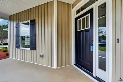 130 Fairway Oaks Drive, Perry, GA 31069 - Photo 6