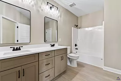 130 Fairway Oaks Drive, Perry, GA 31069 - Photo 34