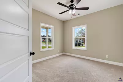 130 Fairway Oaks Drive, Perry, GA 31069 - Photo 32