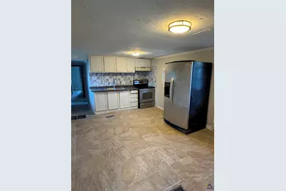 122 Sasser Dr, Bonaire, GA 31005 - Photo 4