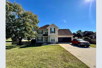 105 Lake Lillian Drive, Perry, GA 31069 - Photo 1