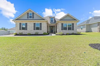 301 Creek Ridge Drive, Warner Robins, GA 31088 - Photo 1