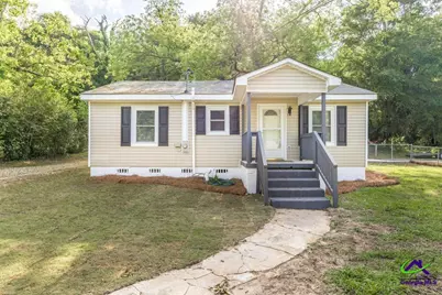 505 Martin Luther King Jr Dr, Perry, GA 31069 - Photo 1