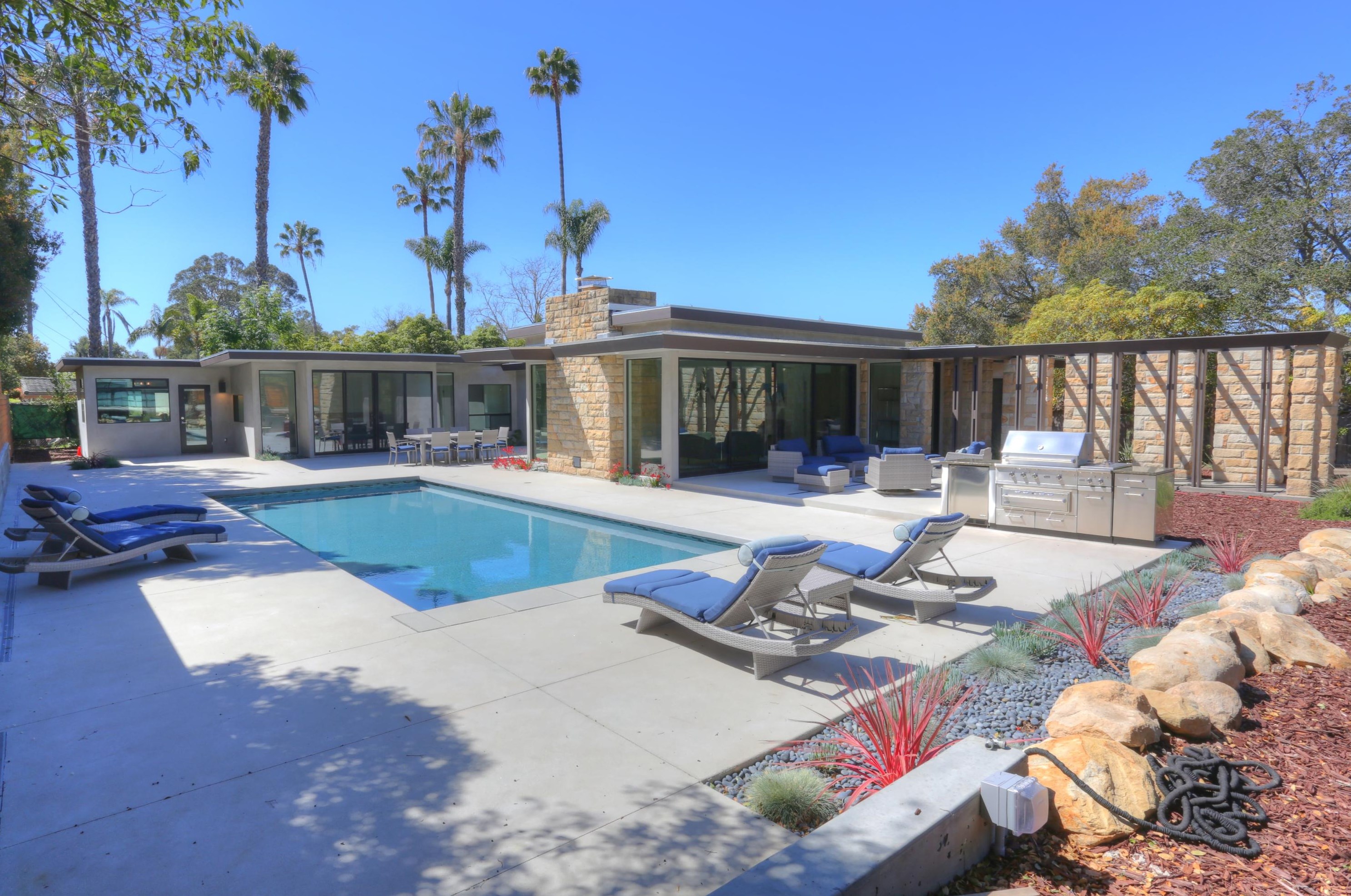 2895 Glendessary Ln, Santa Barbara, CA 93105
