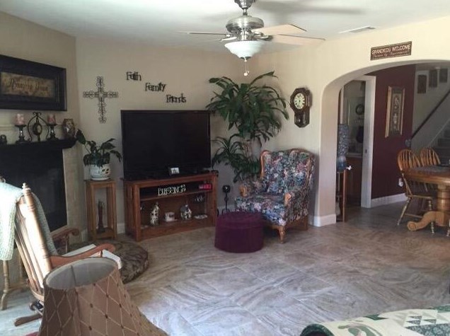 121 N St, Lompoc CA  93436-6624 exterior