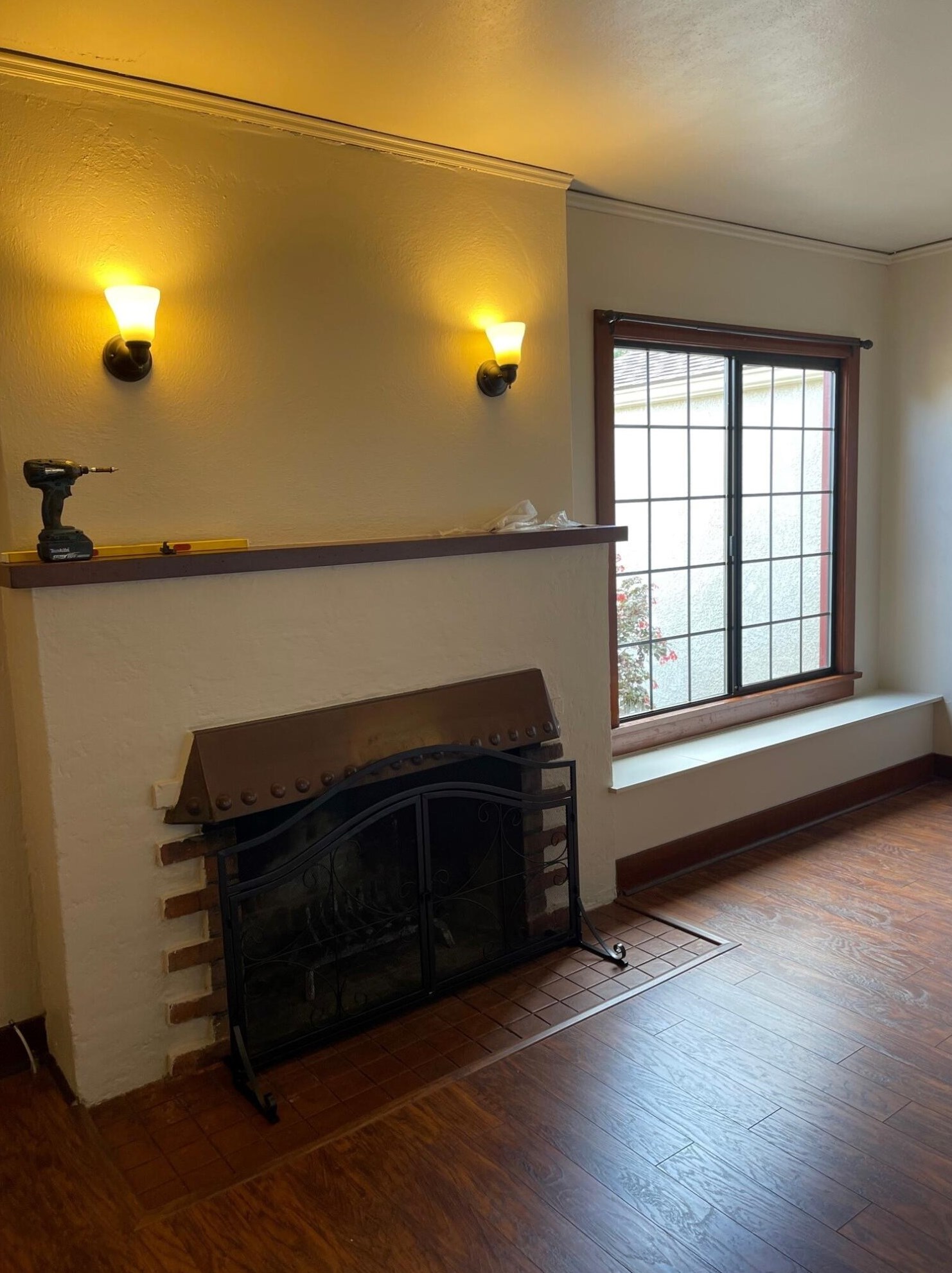 121 N St, Lompoc CA  93436-6624 exterior