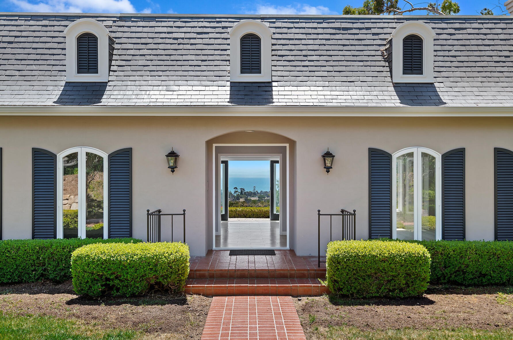 930 Alston Rd, Santa Barbara, CA 93108