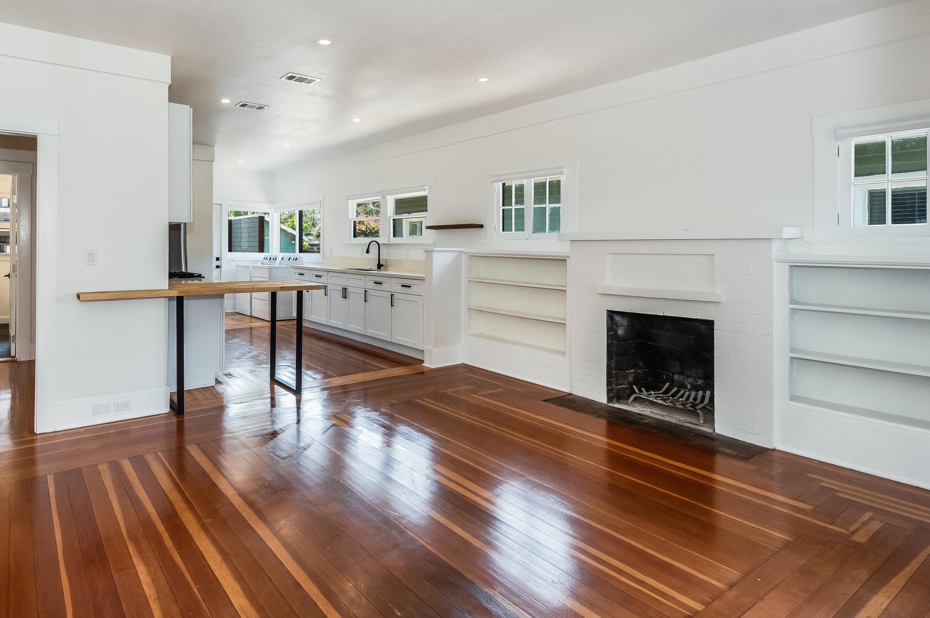 319 W Arrellaga St, Santa Barbara, CA 93101