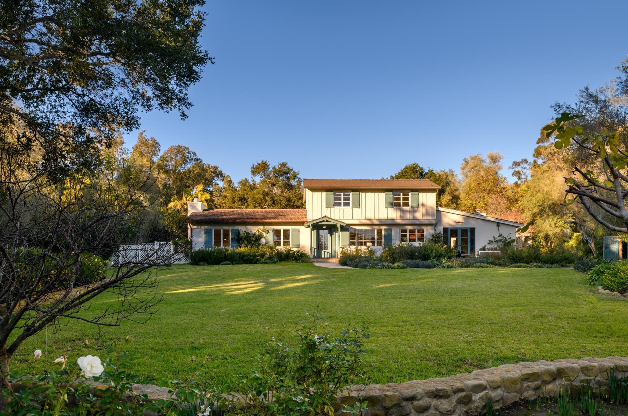 445 Pimiento Ln, Santa Barbara, CA 93108