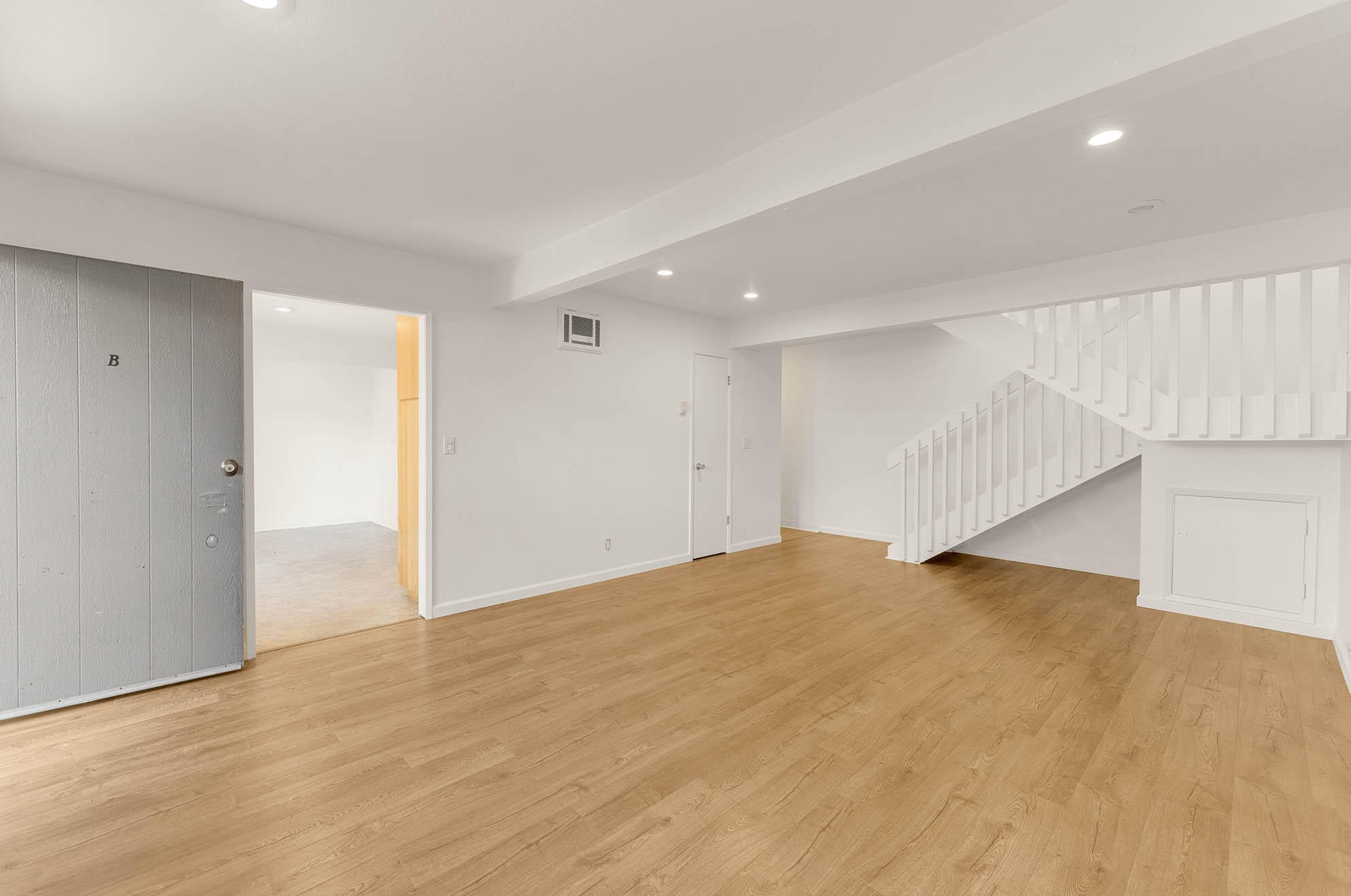 158 Kingston Ave #b, Santa Barbara, CA 93117