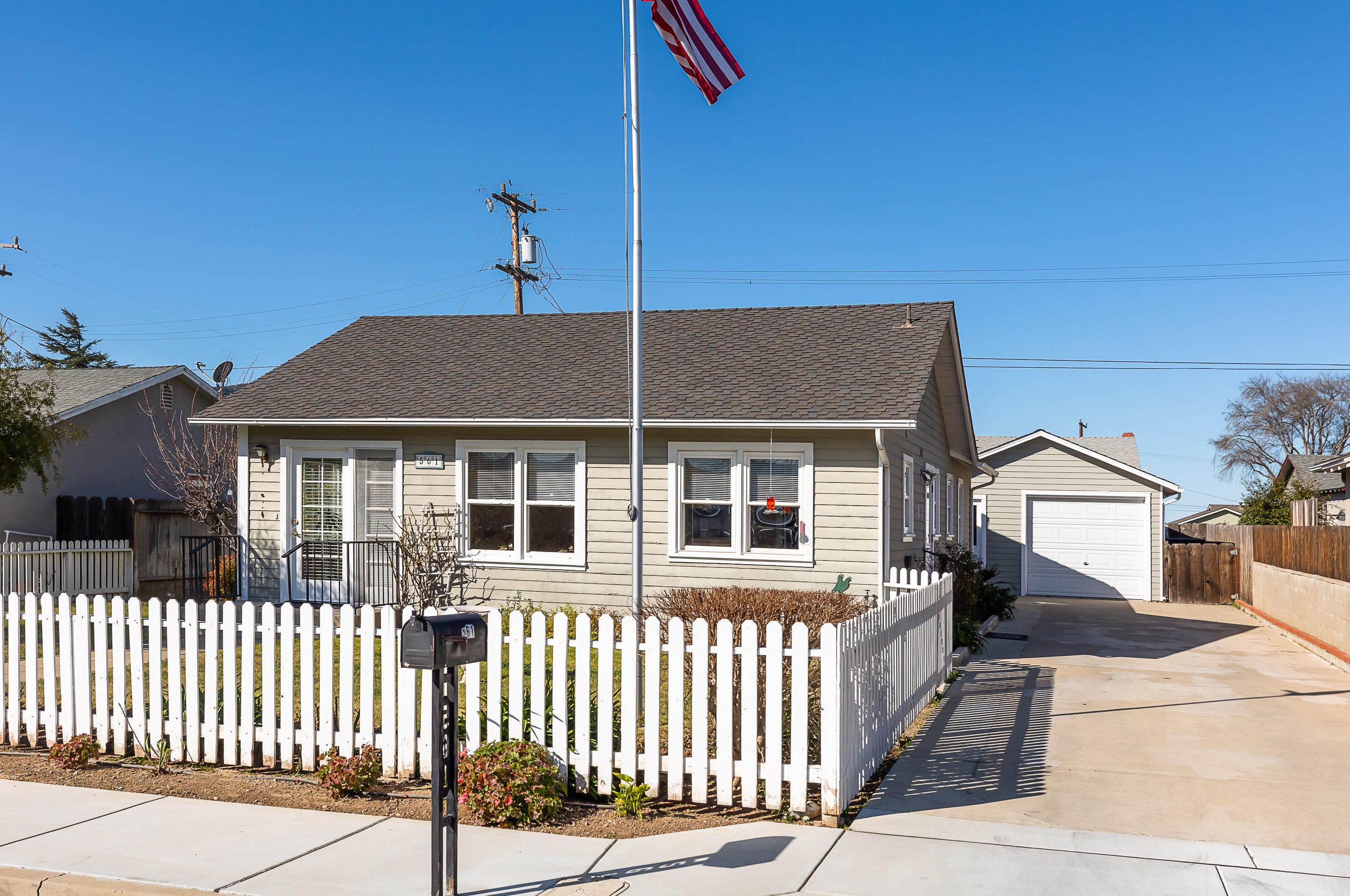 561 4th Pl, Solvang, CA 93463