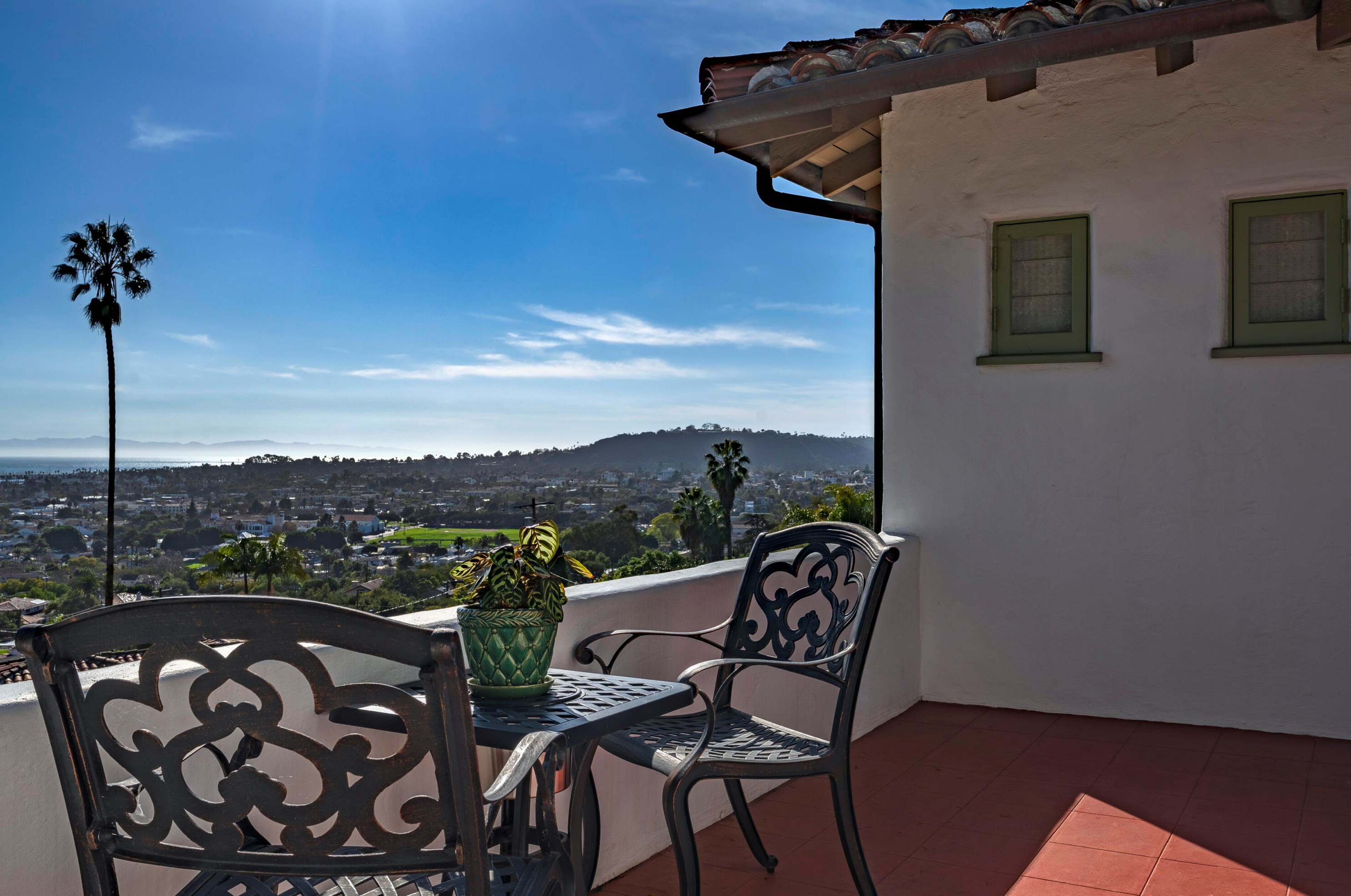 822 De La Guerra Terrace, Santa Barbara, CA 93103