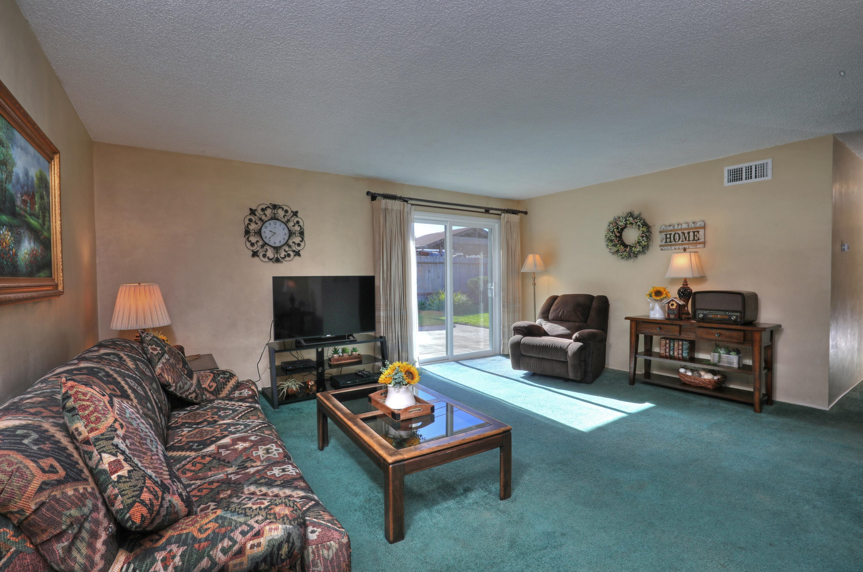 1386 Tomol St, Carpinteria, CA 93013