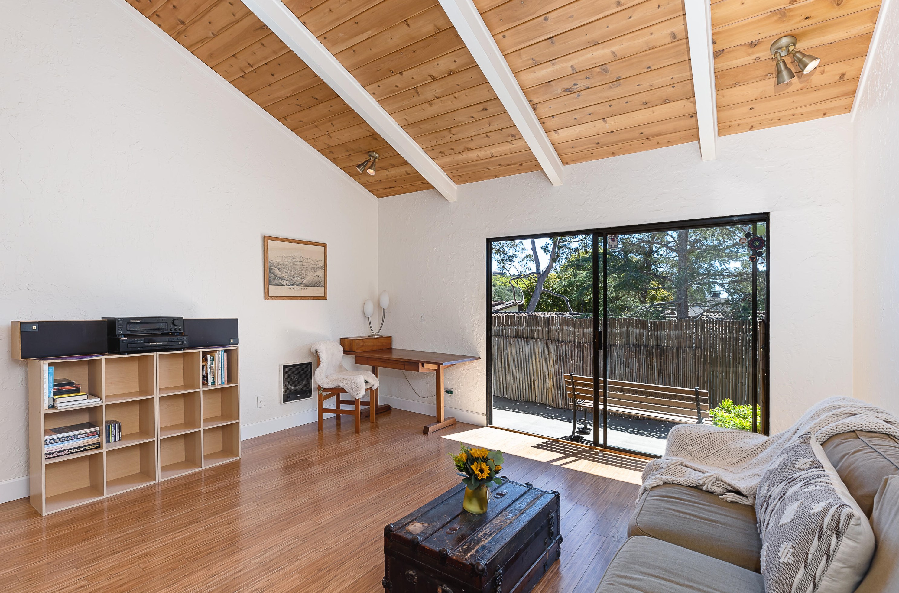 864 Highland Dr #5, Santa Barbara, CA 93109