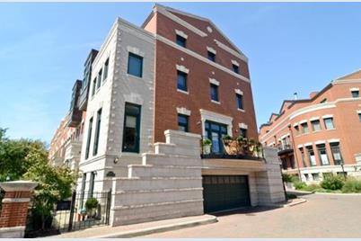 430 West Armitage Avenue #A, Chicago, IL 60614 - Photo 1