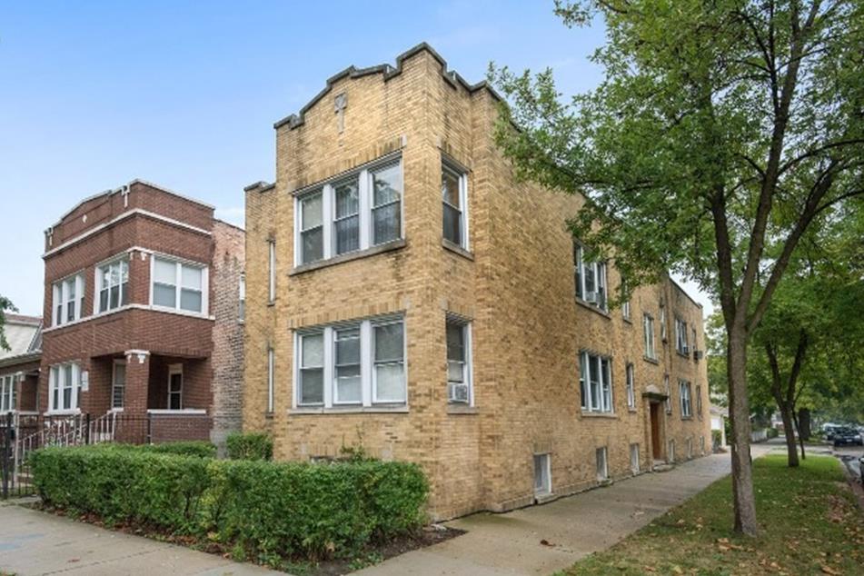 5911 W Altgeld St, Chicago, IL 60639 - MLS 09369979 - Coldwell Banker