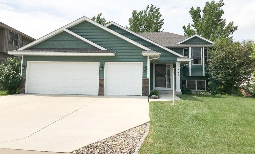 1766 Caspian Ln, Shakopee, MN 55379 MLS 5217697 Coldwell Banker