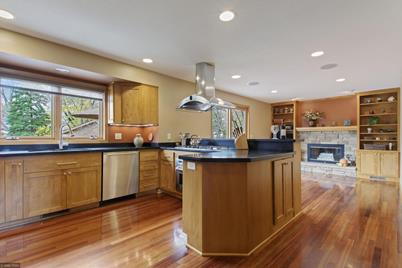 15695 Hallmark Path Apple Valley Mn 55124 Mls 5673019 Coldwell Banker
