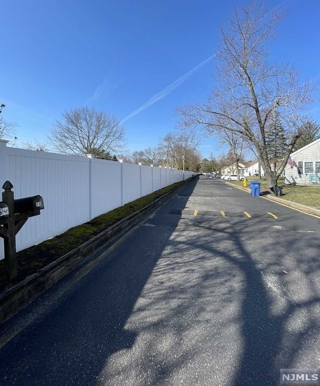 5 Dover Walk, Toms River NJ  08753-4108 exterior