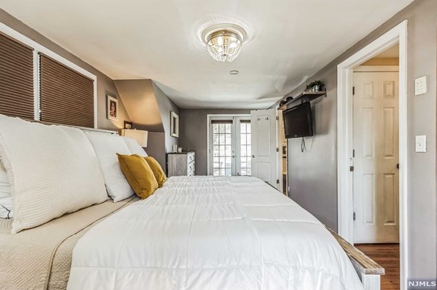 1 Haledon Ct, Paterson NJ exterior