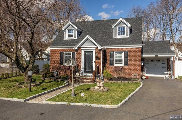 1 Haledon Ct, Paterson NJ exterior